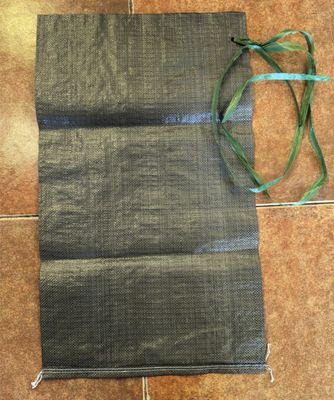 مقاومت UV 35x66cm 50LB کیسه های بسته بندی شن و ماسه خالی کیسه های پارچه ای PP بخیه پایین بازیافت شده